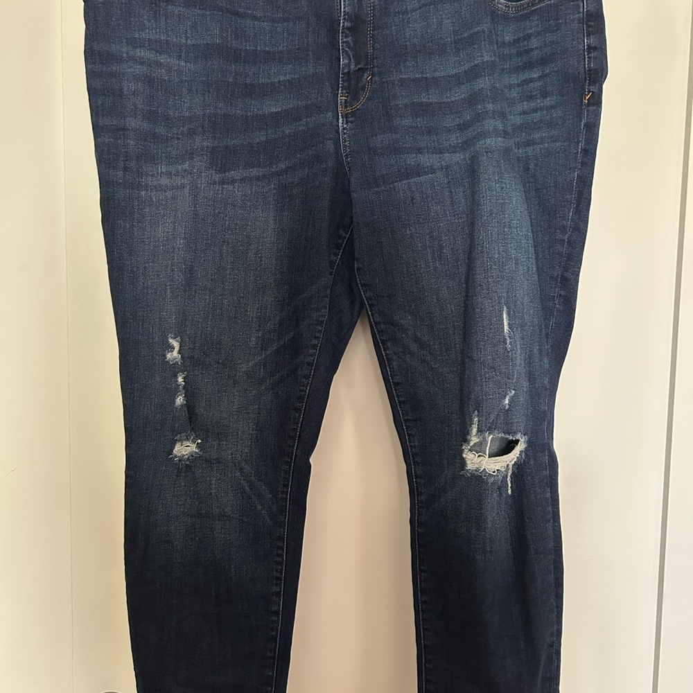 Casual Distressed Dark Blue Boyfriend Jeans